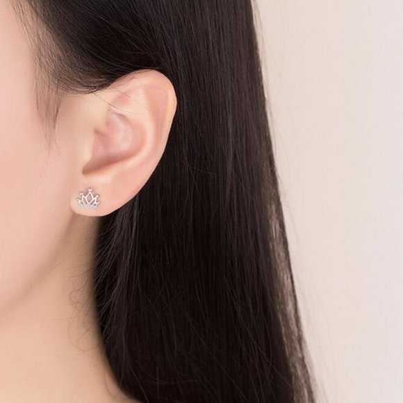 *NEW 925 Sterling Silver Diamond Crown Earrings - Picture 2 of 7